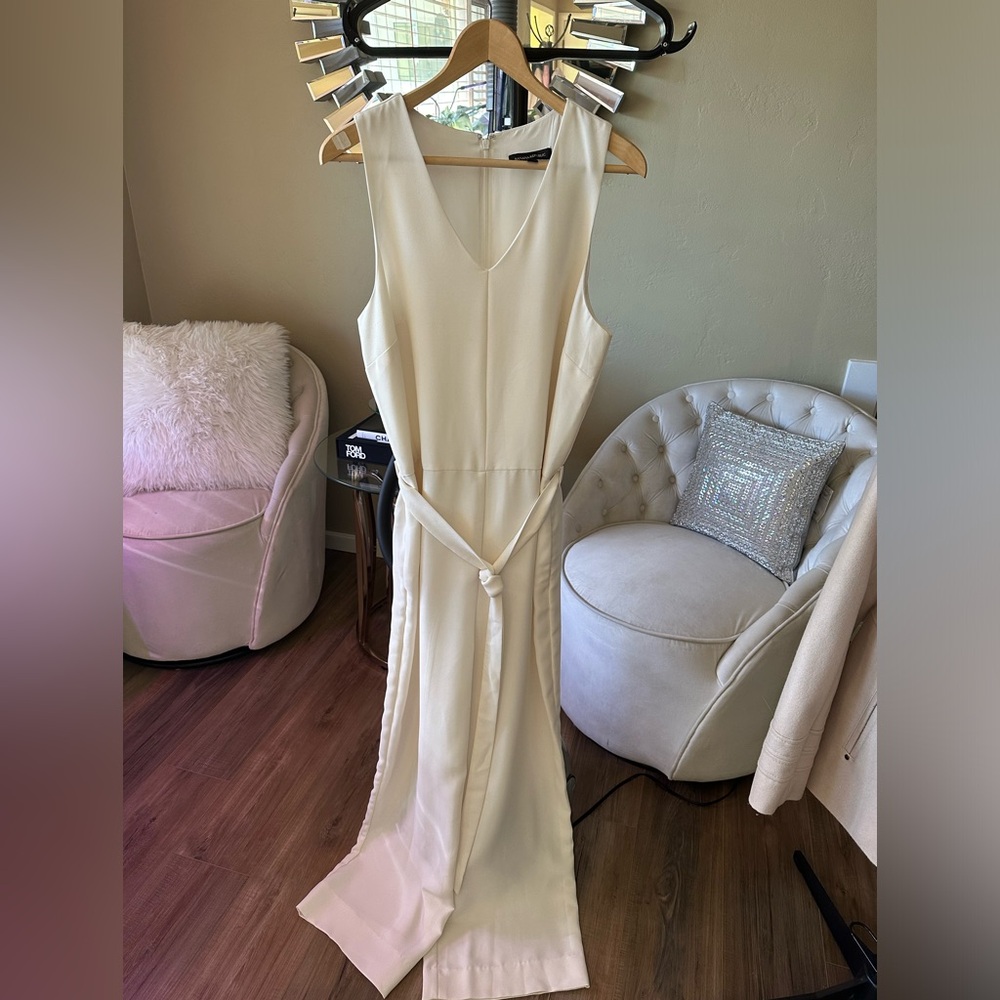 Preowned. Banana Republic jumpsuit
